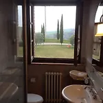 Podere Fornaci Фермерский дом *