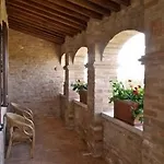 Фермерский дом Podere Fornaci *