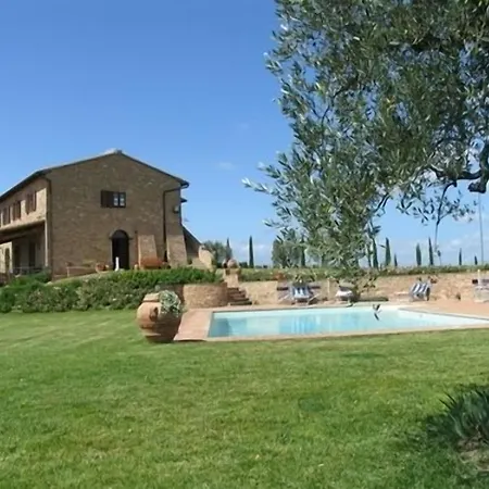 Podere Fornaci مزرعة للإقامة أسكيانو